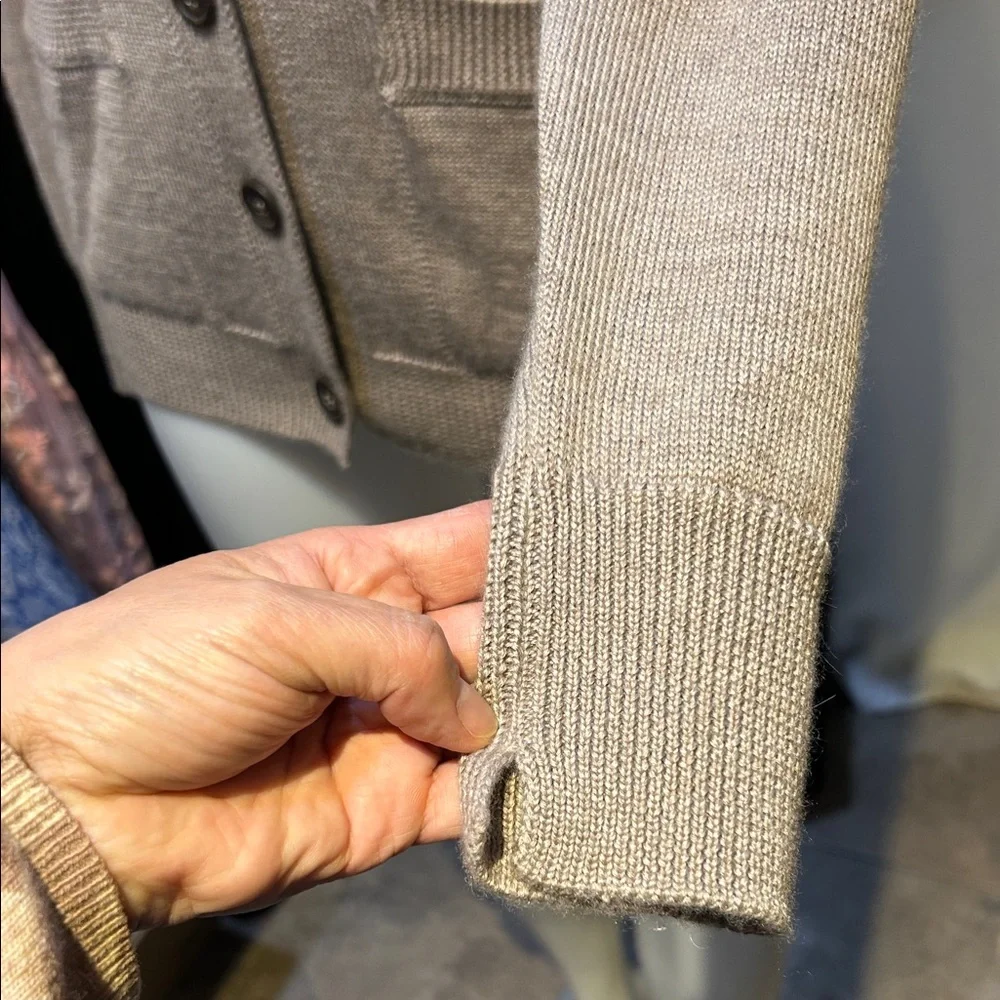 G Elegant Beige Button-Up Cardigan - Picture 6 of 10